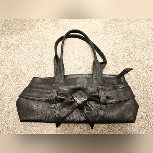 Vintage Parentesi Made In Italy Pebbled Black Leather Shoulder Bag BowTie Boho